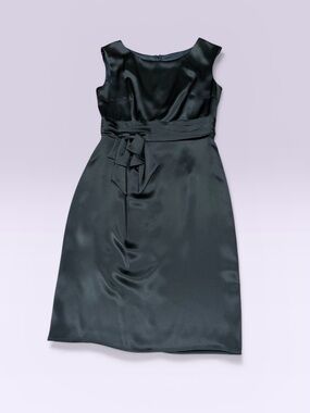 Satin Sleeveless Lined Black Cocktail Dress Size 12 Back Zip Defined Waist